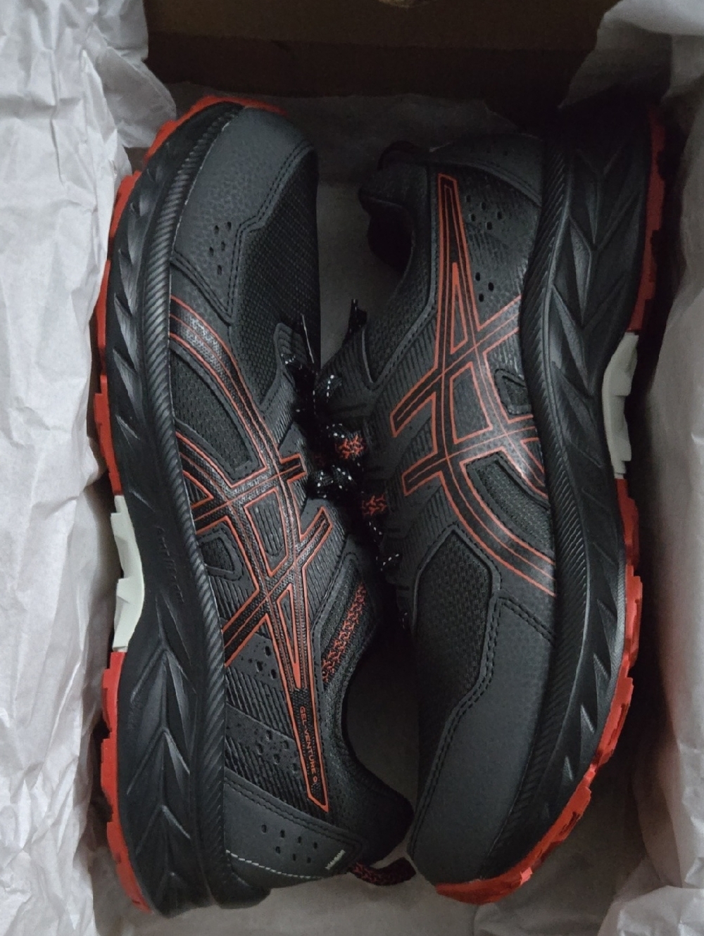 ASICS Men's Size 11.5 Extra Wide Black with Red Athletic Running Shoes